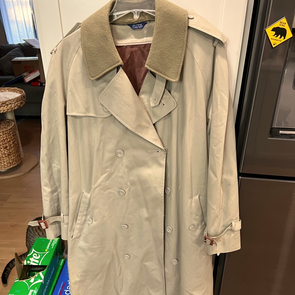 Men’s Vintage Stafford’s trench coat.